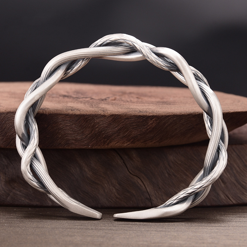 Bracelet viking torsadé Tyr Bracelet viking torsadé Tyr