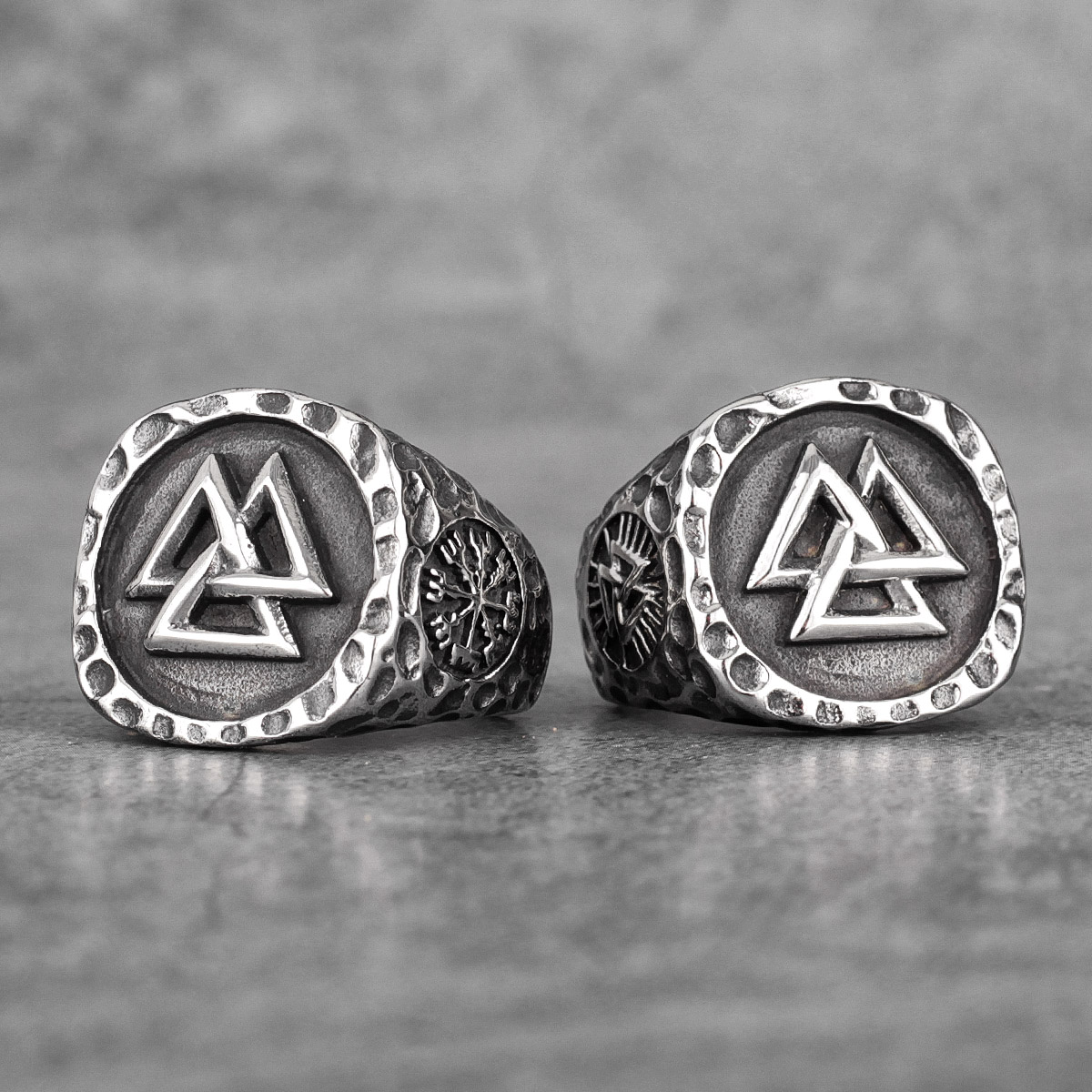 Chevalieres-vikings-valknut-poinconnees Chevalières vikings Valknut poinconnées