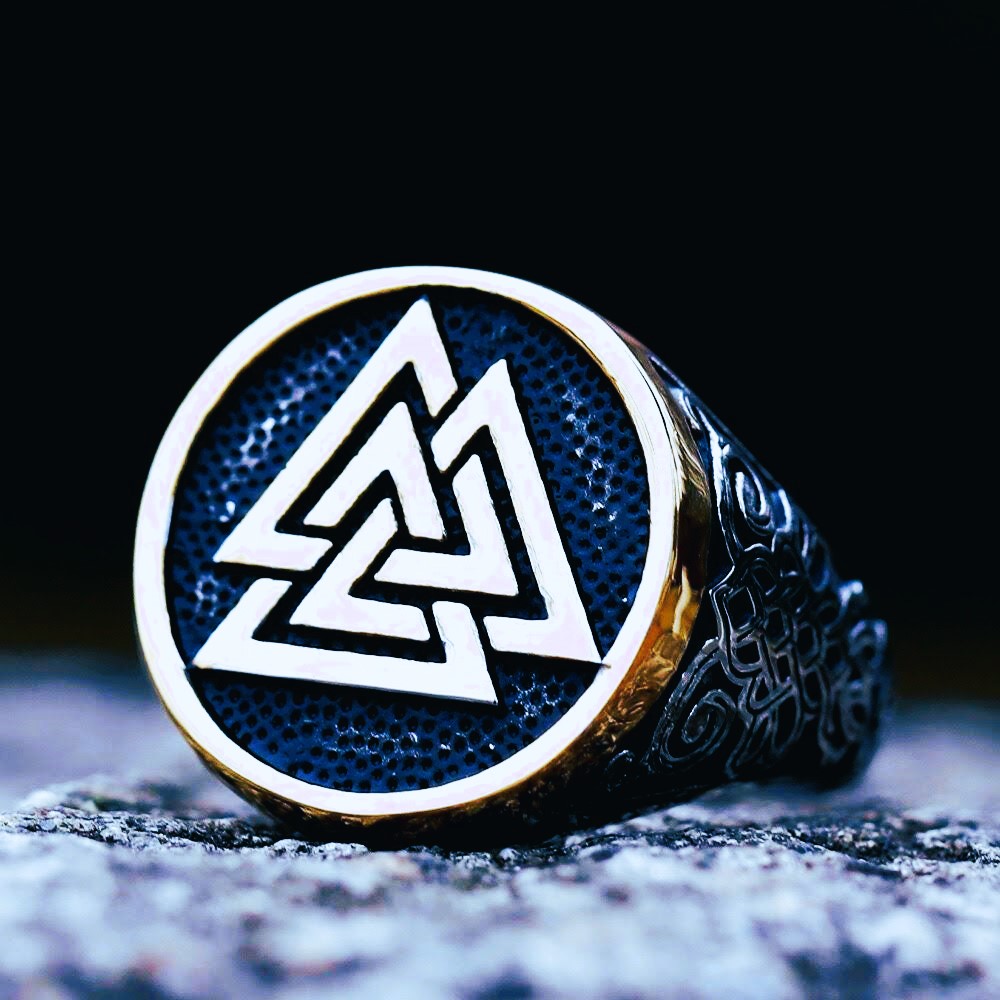 Bague viking nordique Valknut Odin or Bague viking nordique Valknut Odin or