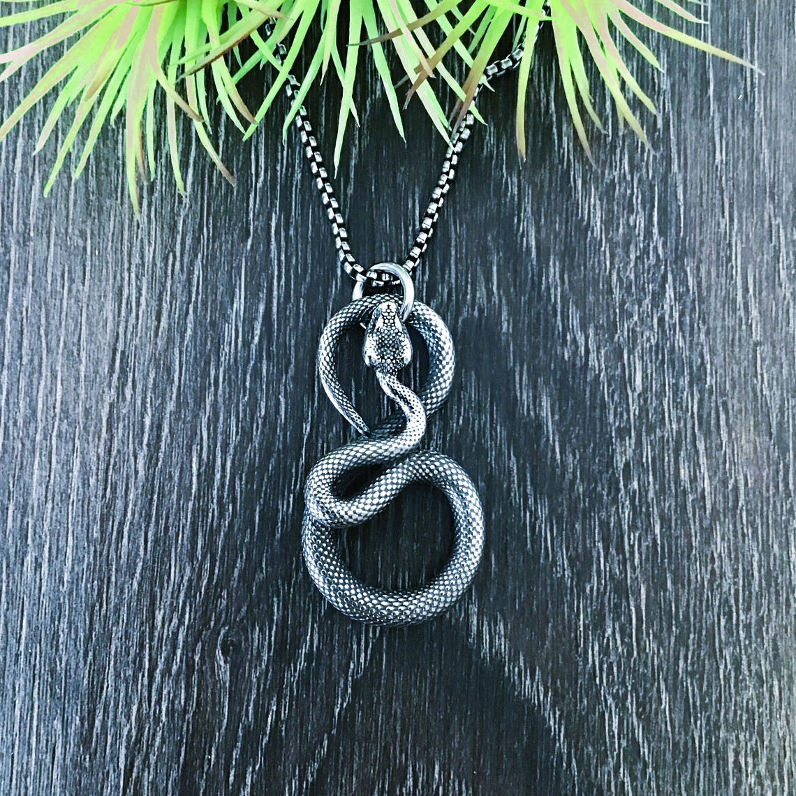 Amulette celtique serpent Amulette celtique serpent