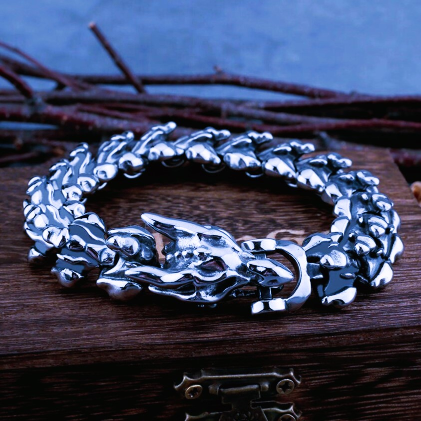 Bracelet viking La puissance du dragon argent Bracelet viking La puissance du dragon argent