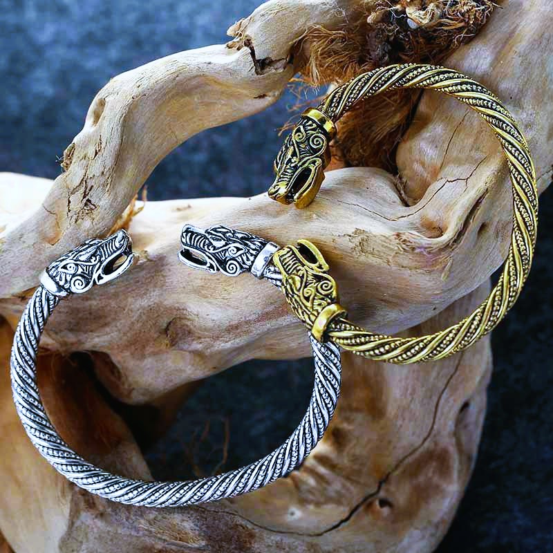 Bracelets torques têtes de loup Fenrir Bracelets torques têtes de loup Fenrir