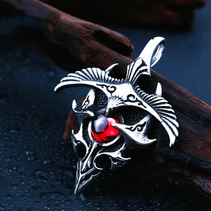 Collier viking nordique l’aigle Hraesvelg Collier viking nordique l’aigle Hraesvelg