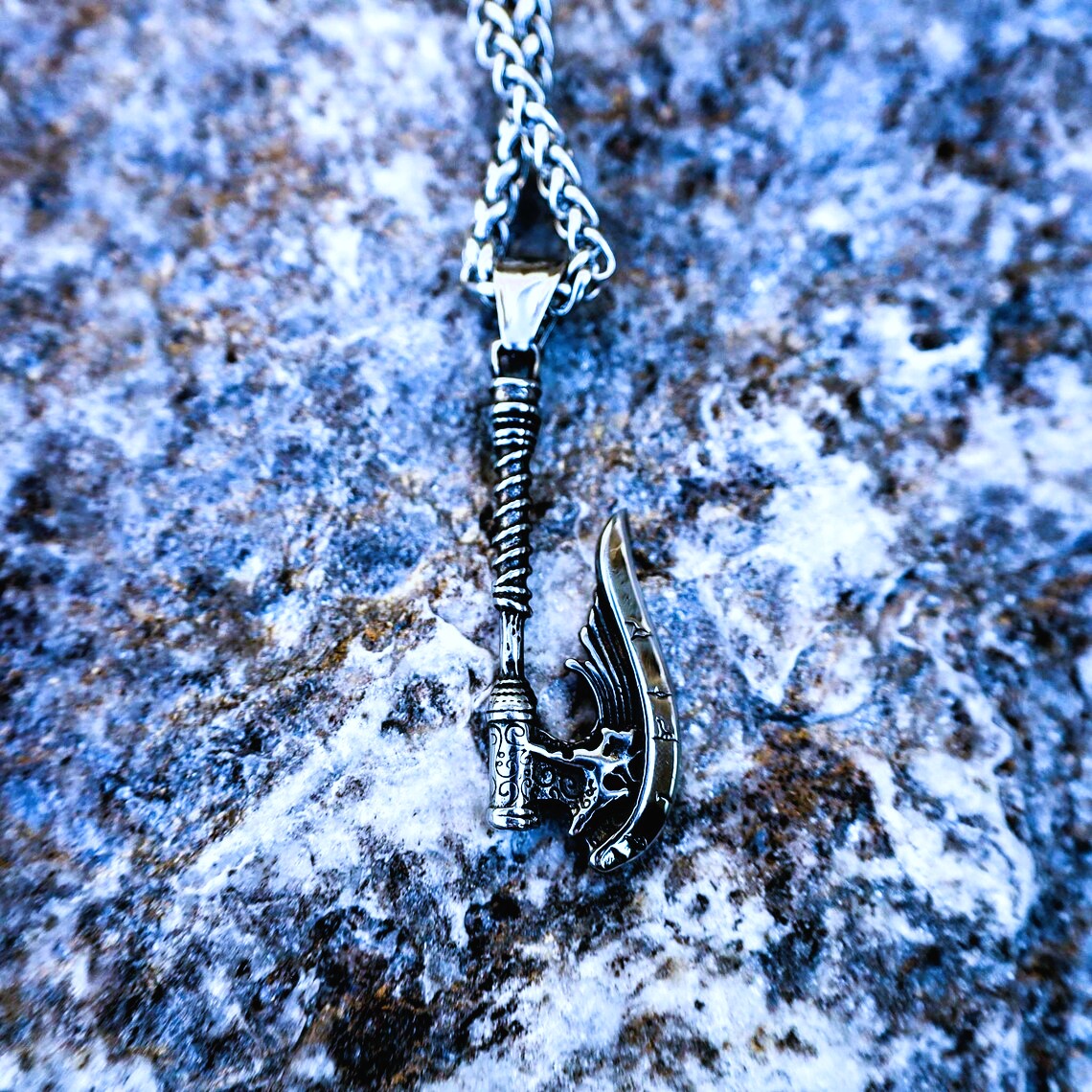 Collier viking nordique hache runique Collier viking nordique hache runique