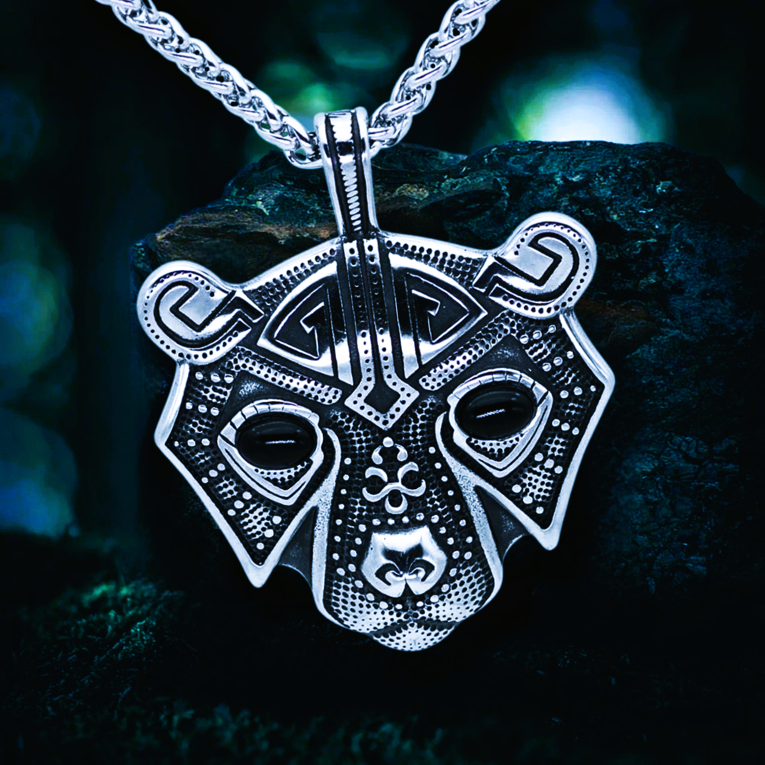Collier viking ours d’Odin noir acier Collier viking ours d’Odin noir acier