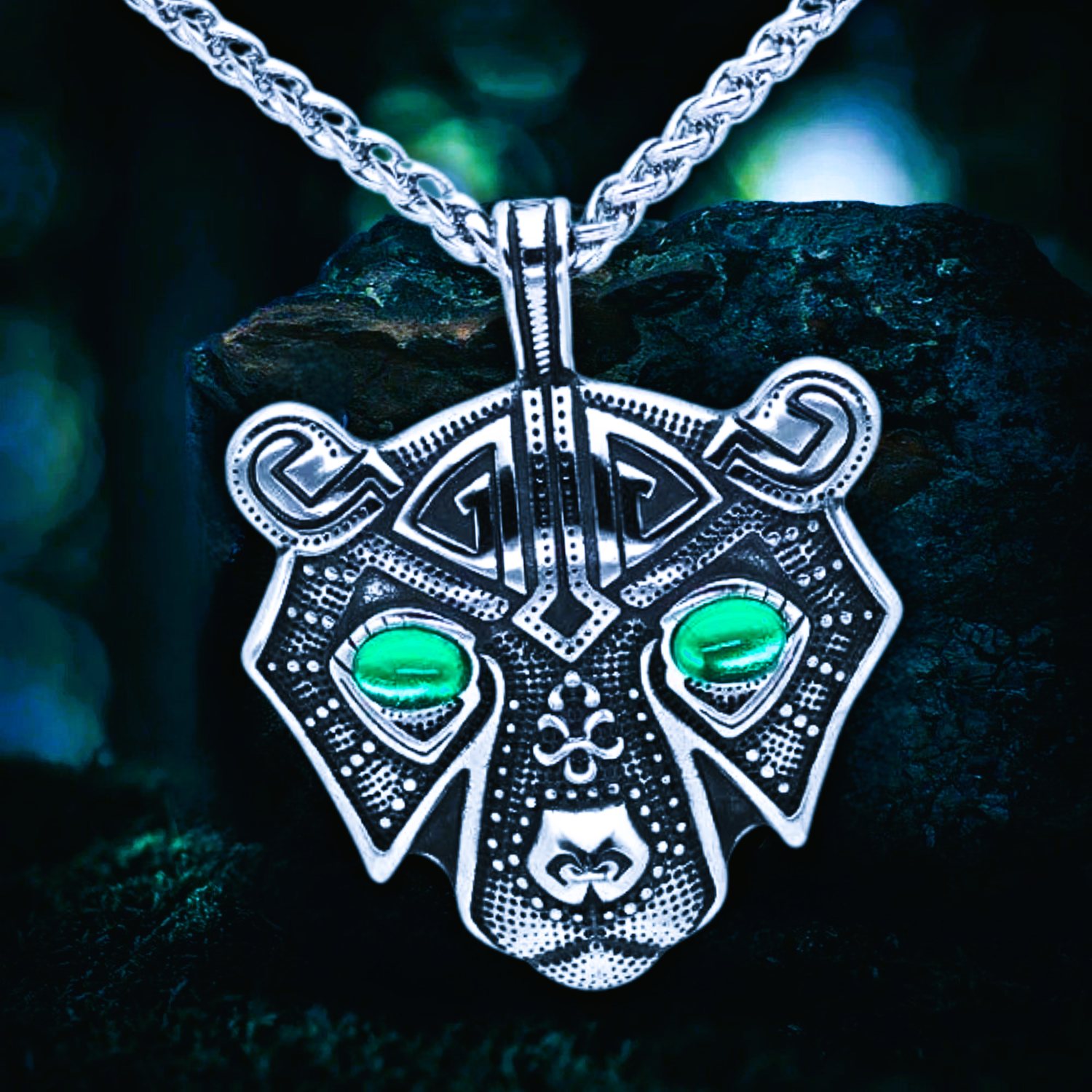 Collier viking ours d’Odin vert acier Collier viking ours d’Odin vert acier