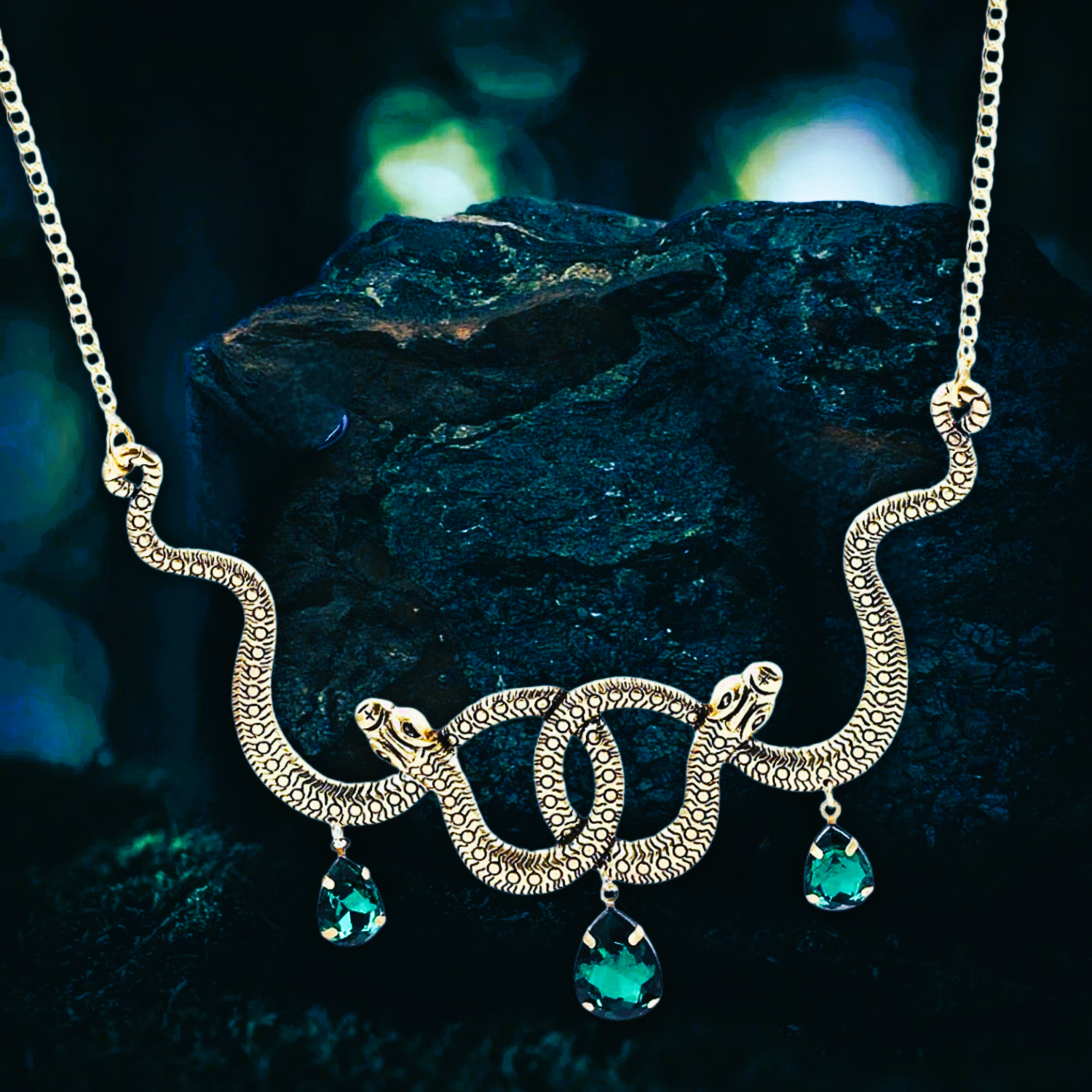 Collier viking serpent Freya or Collier viking serpent Freya or