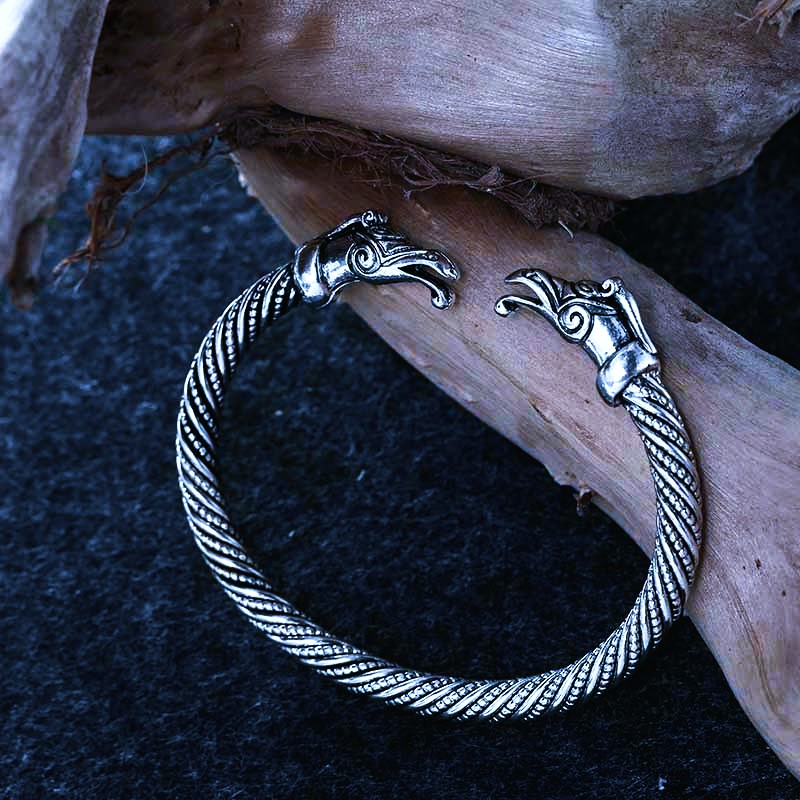 Jonc viking les corbeaux d’Odin argent Jonc viking les corbeaux d’Odin argent