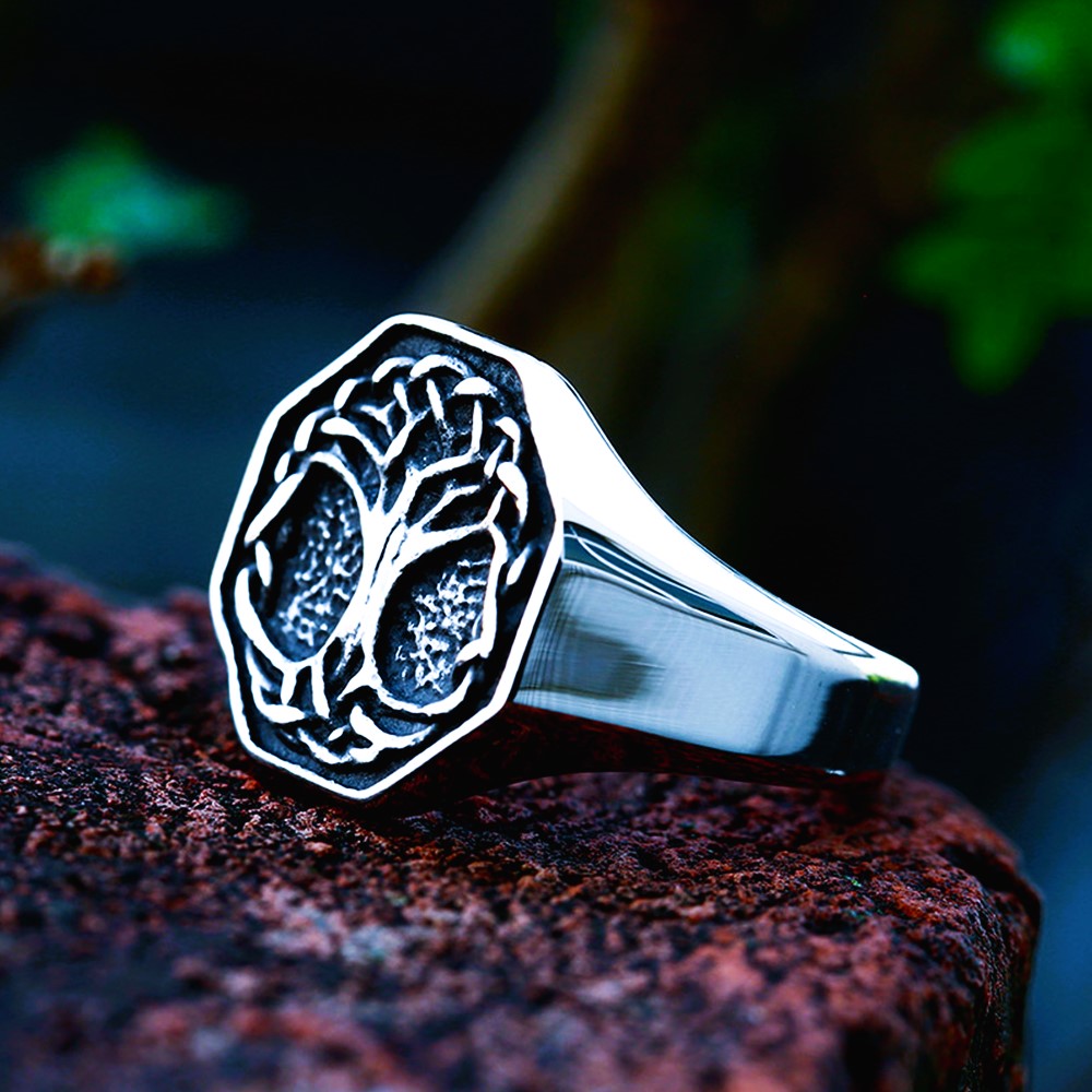 Bague viking arbre de vie Yggdrasil Bague viking arbre de vie Yggdrasil