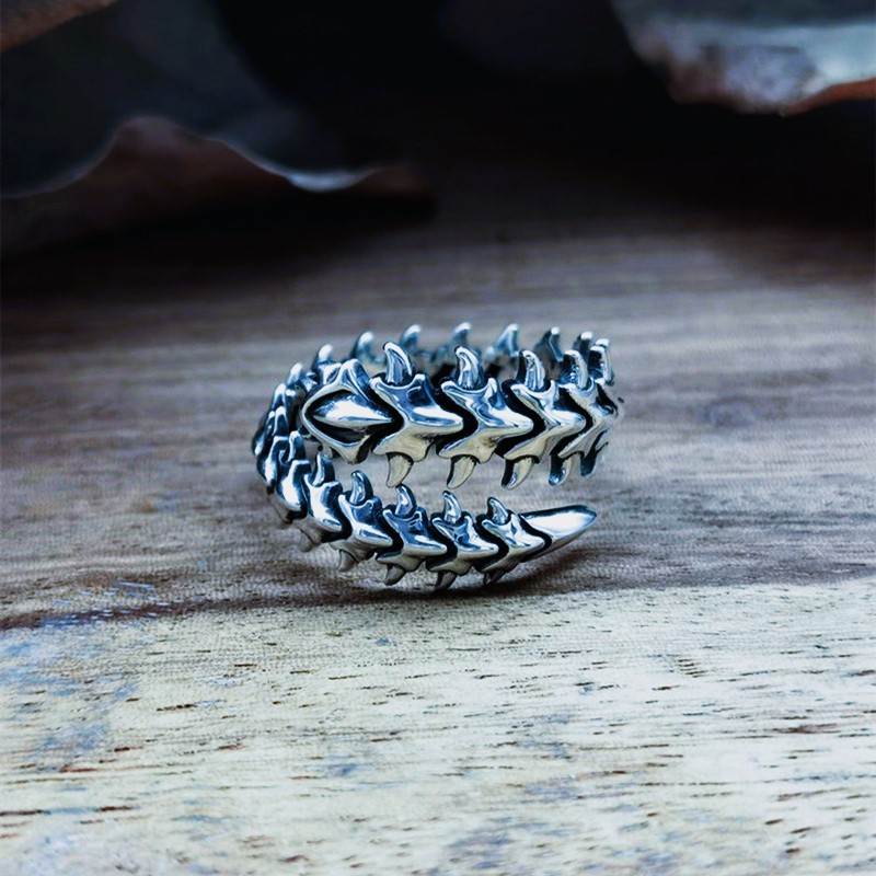 Bague viking dragon serpent Jormungand Bague viking dragon serpent Jormungand