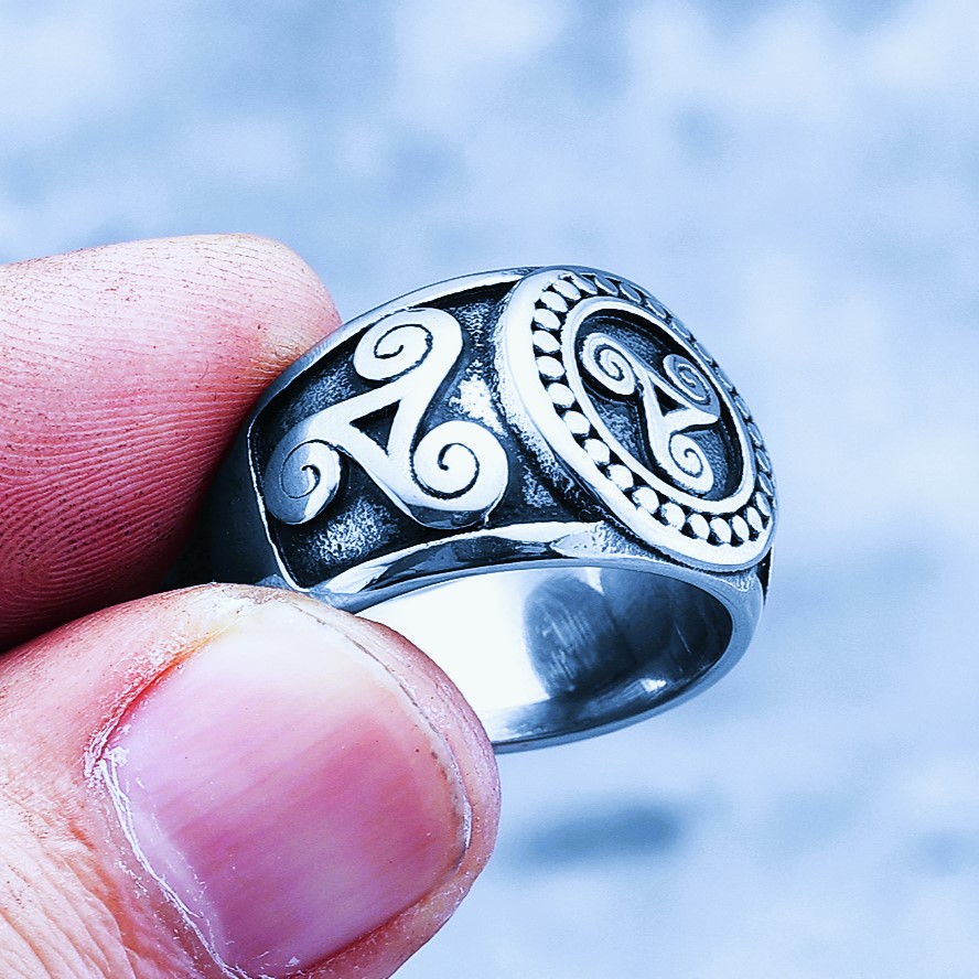 Bague viking Triskell Triskel Bague viking Triskell Triskel