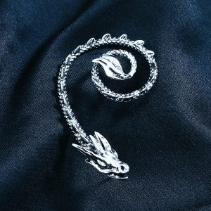 Boucle d'oreille viking dragon argent ancien