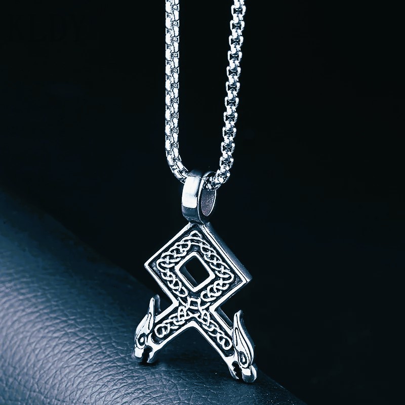 Collier viking rune Othalaz argent Collier viking rune Othalaz argent