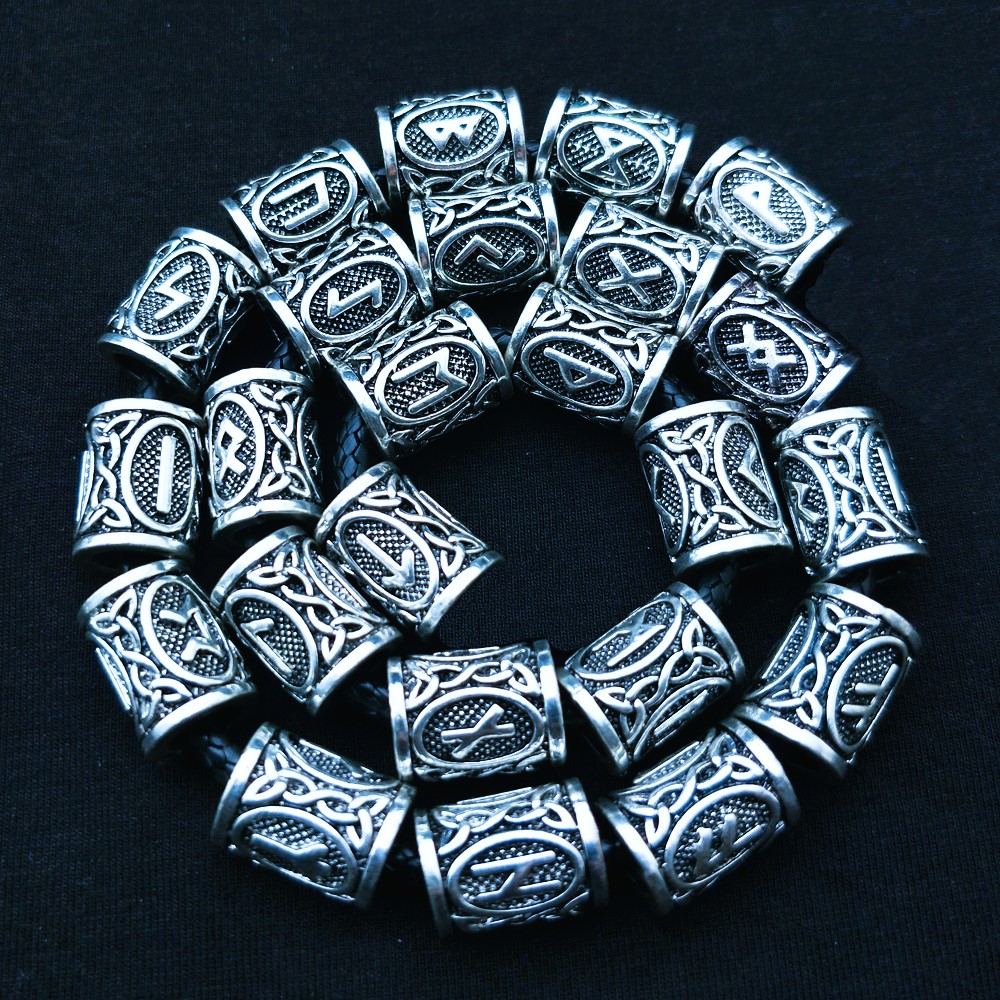 Perles de barbe viking 24 runes argent Perles de barbe viking 24 runes argent