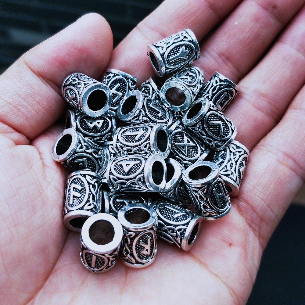Perles de barbe viking 24 runes Futhark Perles de barbe viking 24 runes Futhark